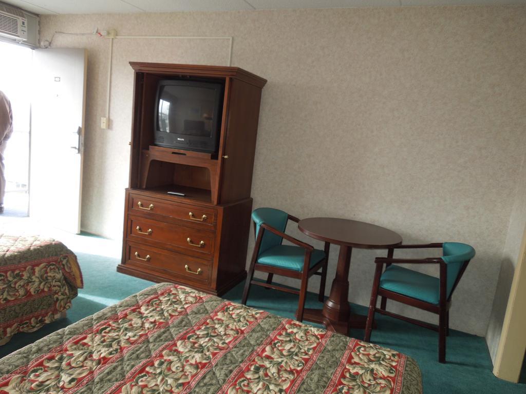 Central Plaza Hotel Cheyenne Quarto foto